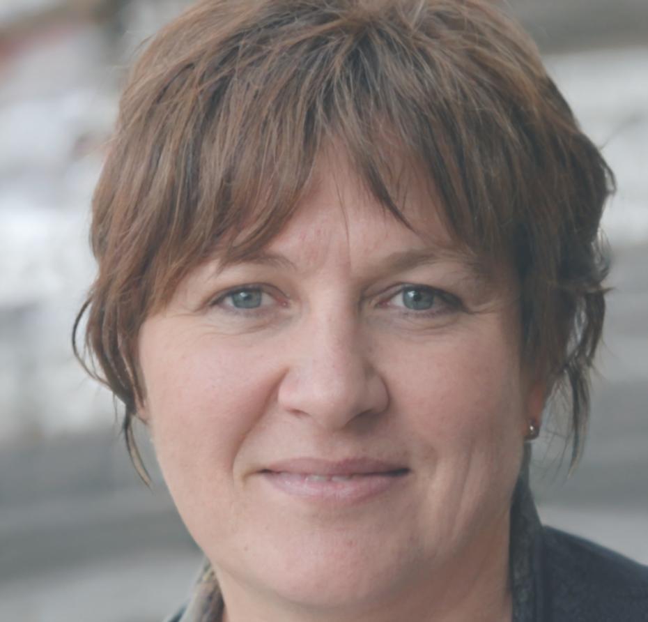 Astrid Holmberg headshot